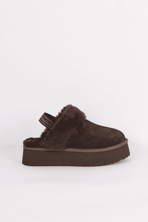 Gaelle Sabot Eskimo Boots Sabot In Suede E Pelliccia Con Elastico Logato Sul Retro 37 A25-GAELLEGACAW01530-MA02-37 - Francavilla Moda